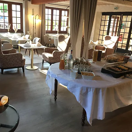 Relais Hotel
